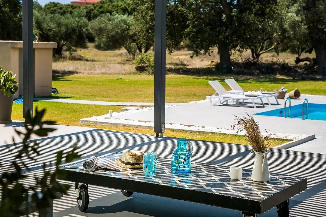 Villa Katrin Livathos  Grecia